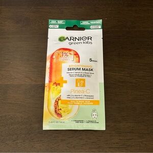 Garnier Green Labs Brightening Serum Mask